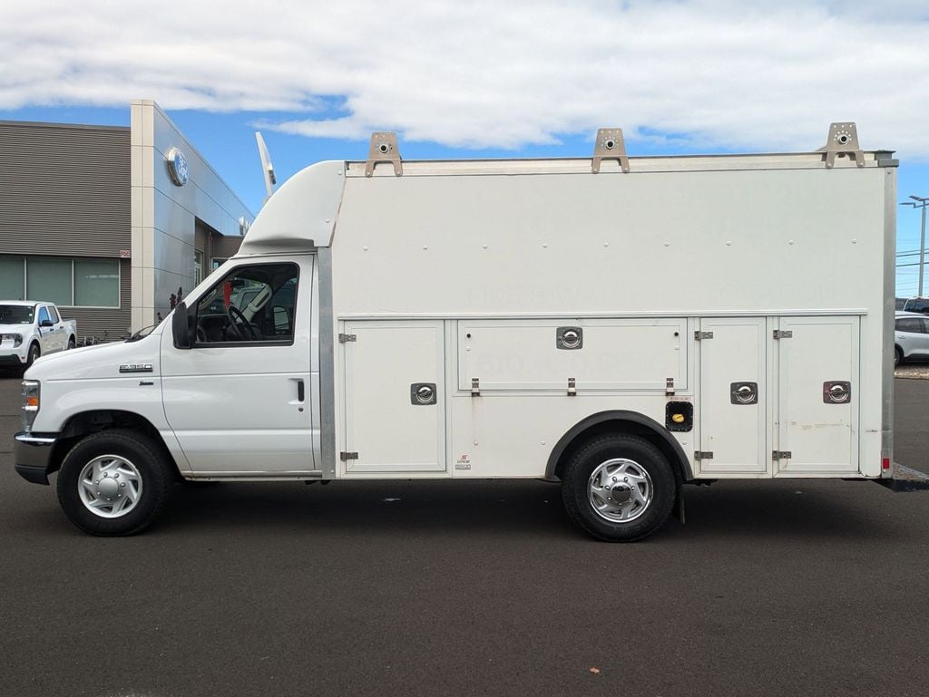 Used 2018 Ford E-350 Cutaway Base Truck