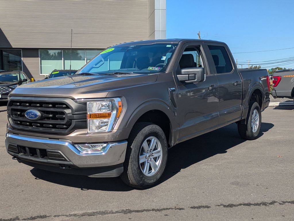 2022 Ford F-150 XL photo 2