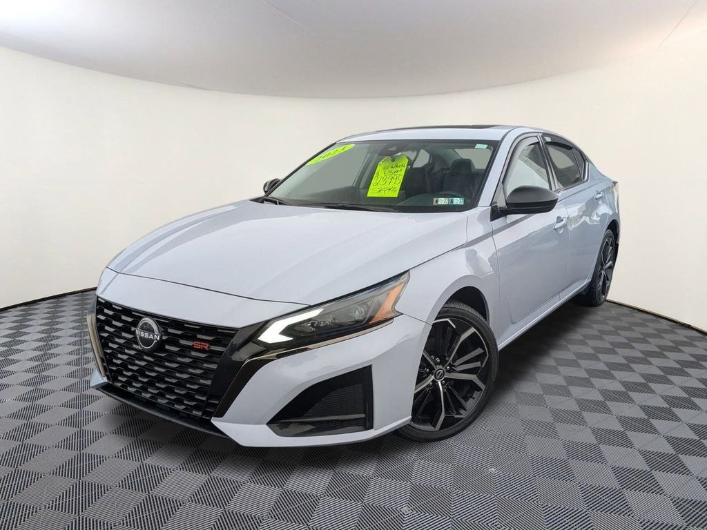 Used 2023 Nissan Altima 2.5 SR Sedan
