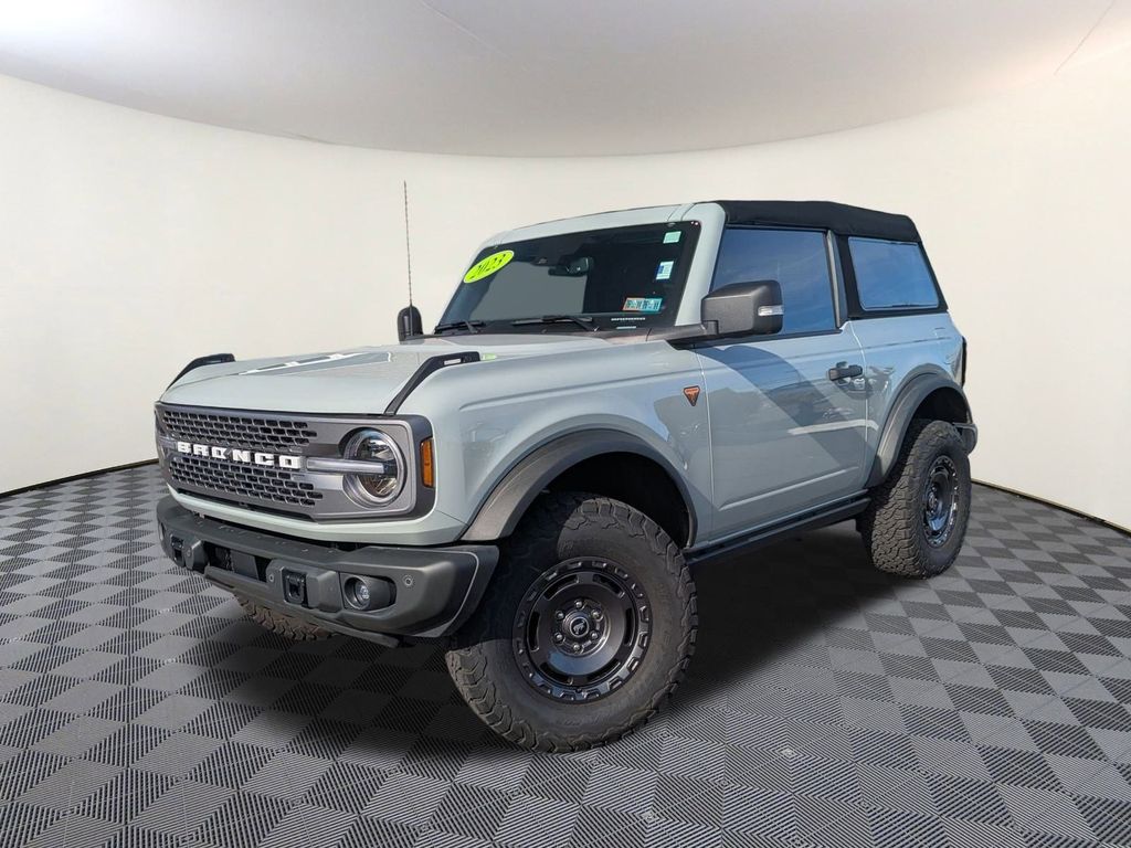 2023 Ford Bronco 2-Door Badlands's photo