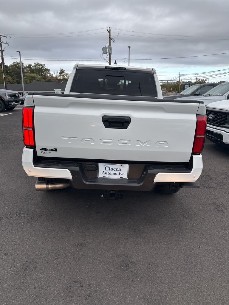 2024 Toyota Tacoma TRD Off-Road Double Cab photo 4