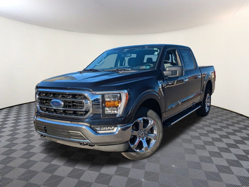2022 Ford F-150 XLT's photo