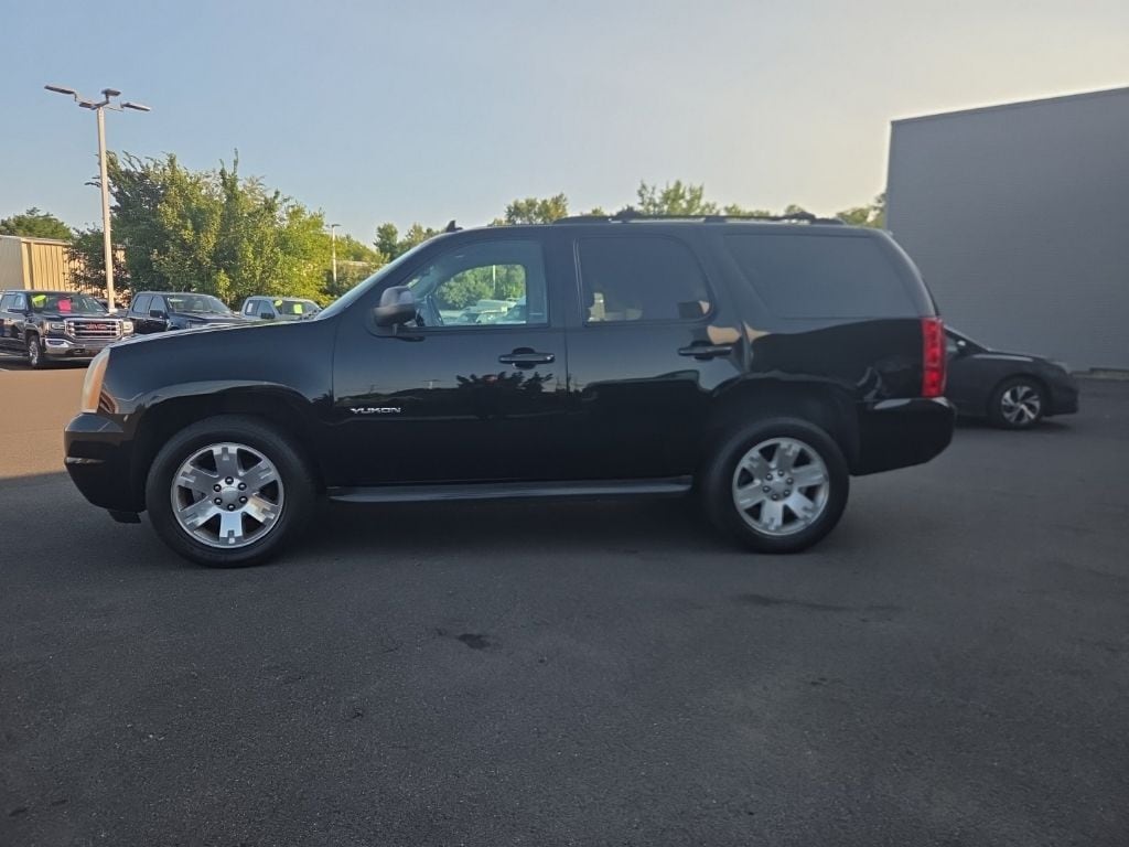 Used 2014 GMC Yukon SLE with VIN 1GKS2AE01ER116025 for sale in Quakertown, PA