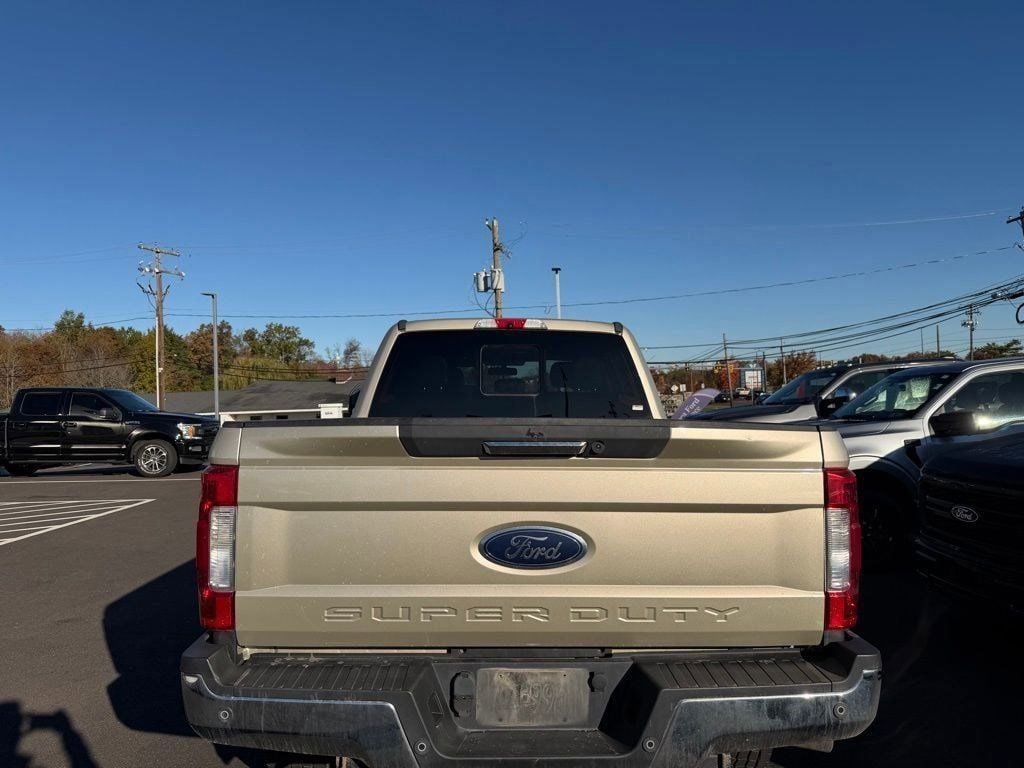 Used 2018 Ford F-350 Lariat Truck Crew Cab