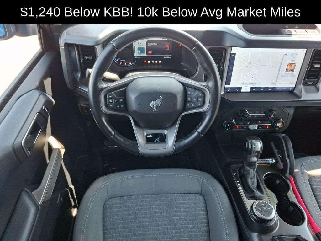 2023 Ford Bronco 4-Door Outer Banks - Photo 2