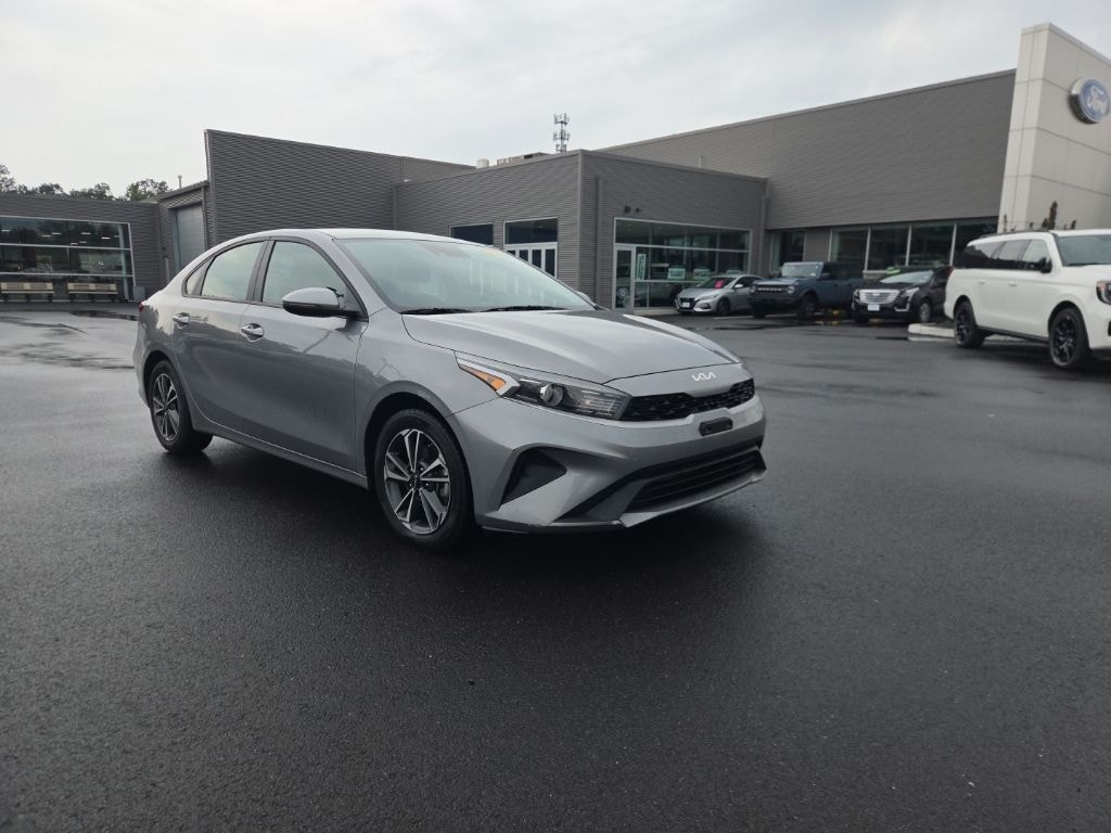 Used 2024 Kia Forte LXS Sedan