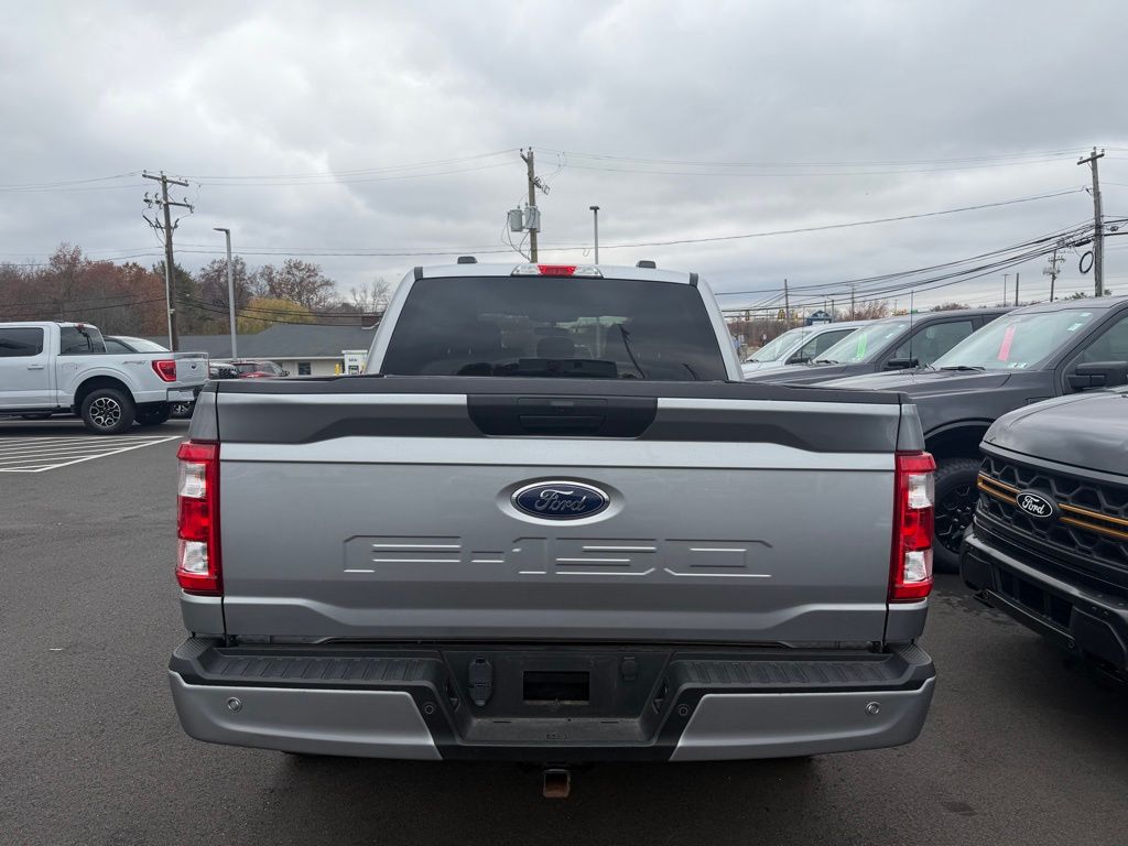2022 Ford F-150 XL STX photo 3