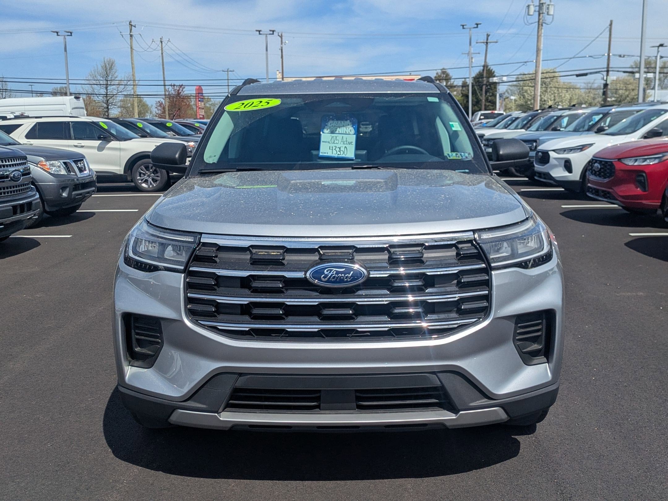 Used 2025 Ford Explorer Active with VIN 1FMUK8DH4SGA22454 for sale in Quakertown, PA