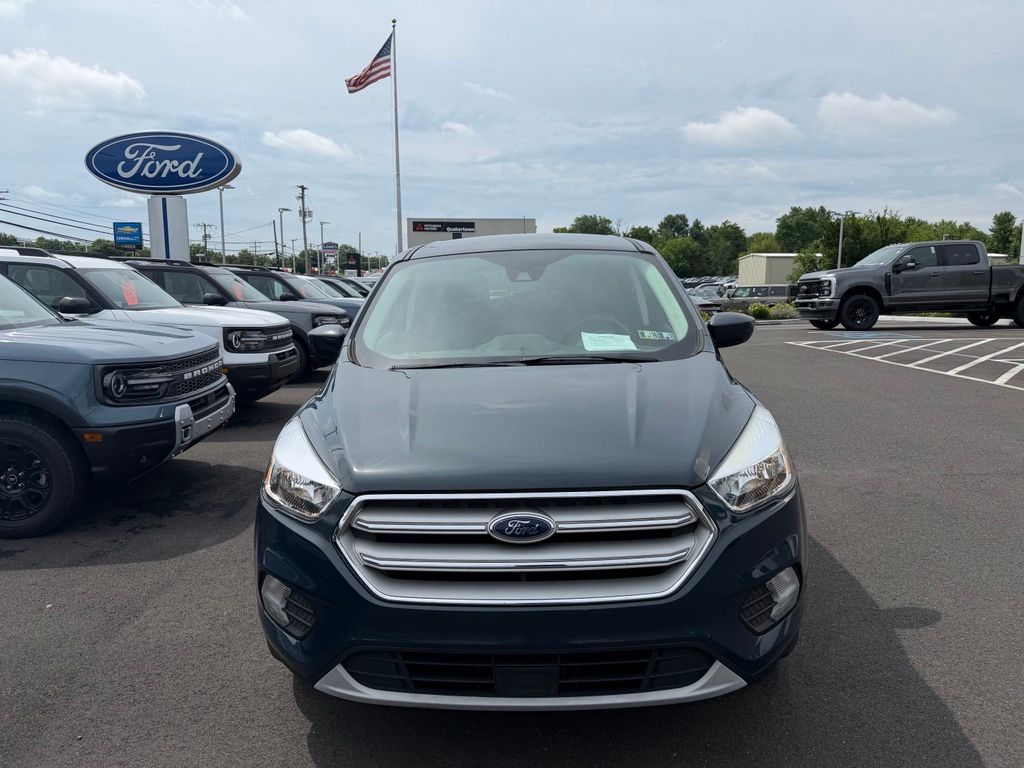 Used 2019 Ford Escape SE with VIN 1FMCU0GD7KUB74231 for sale in Quakertown, PA