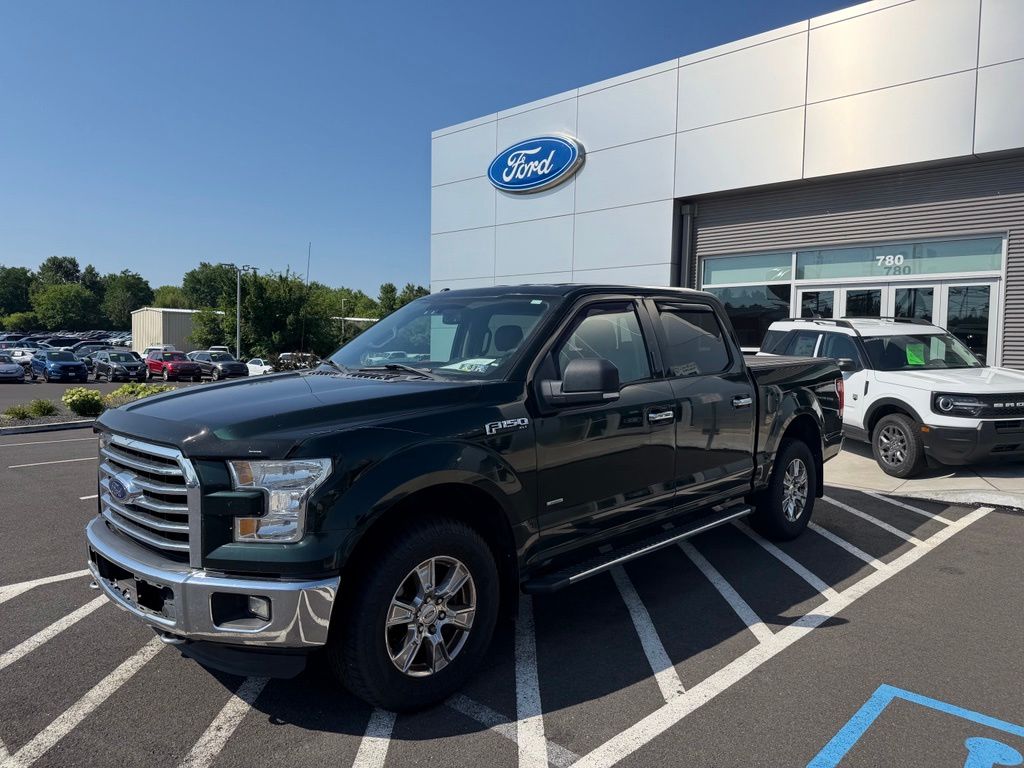 2015 Ford F-150 XLT 4x4 SuperCrew 145-in's photo