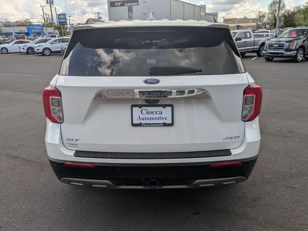 2023 Ford Explorer XLT - Photo 6
