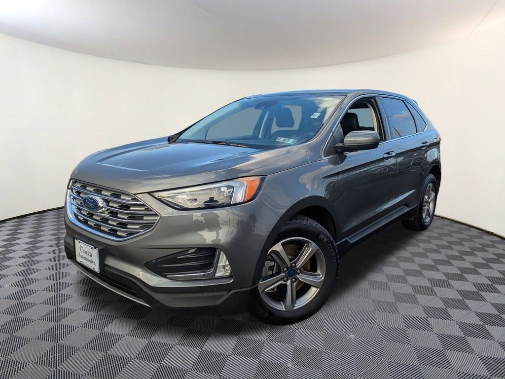 2022 Ford Edge SEL's photo