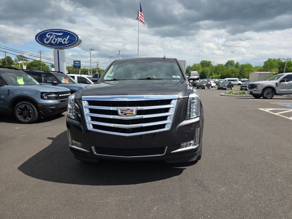 Used 2016 CADILLAC Escalade Luxury SUV