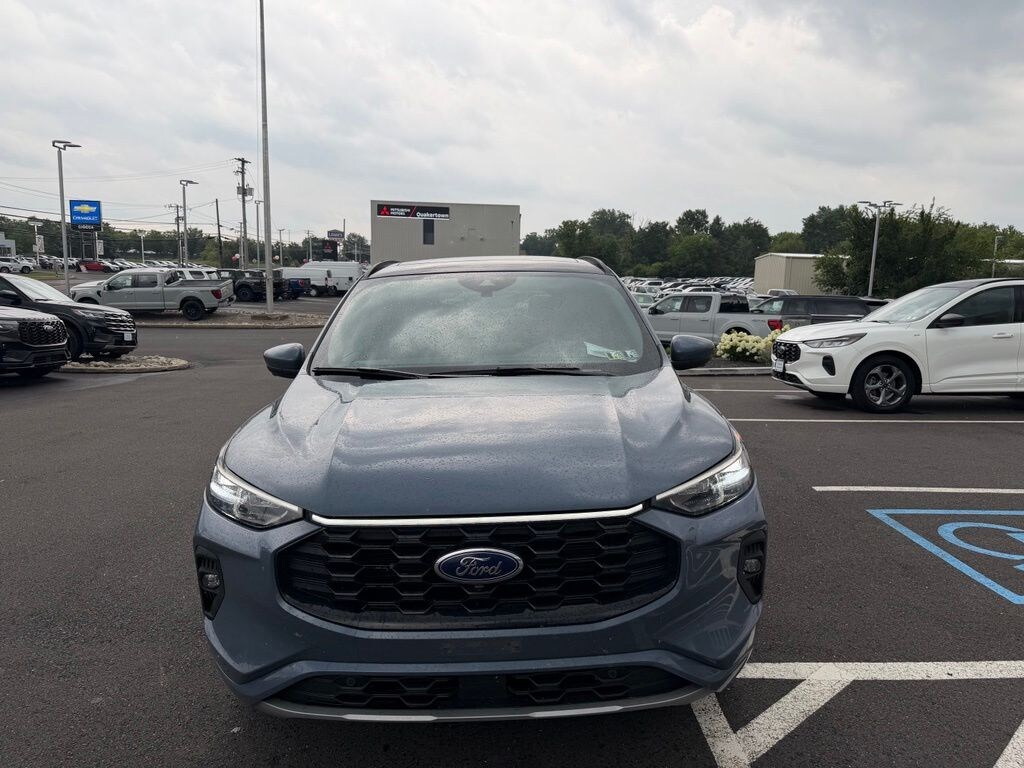 Used 2025 Ford Escape ST-Line Elite SUV