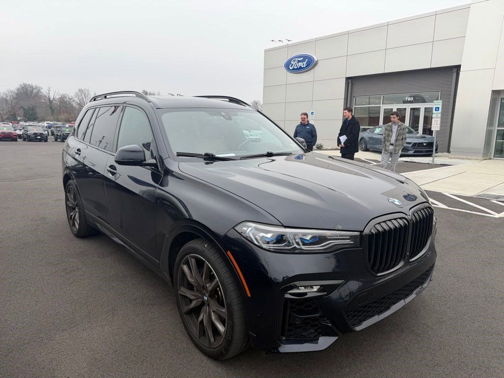 2021 Bmw X7 M50i photo 3
