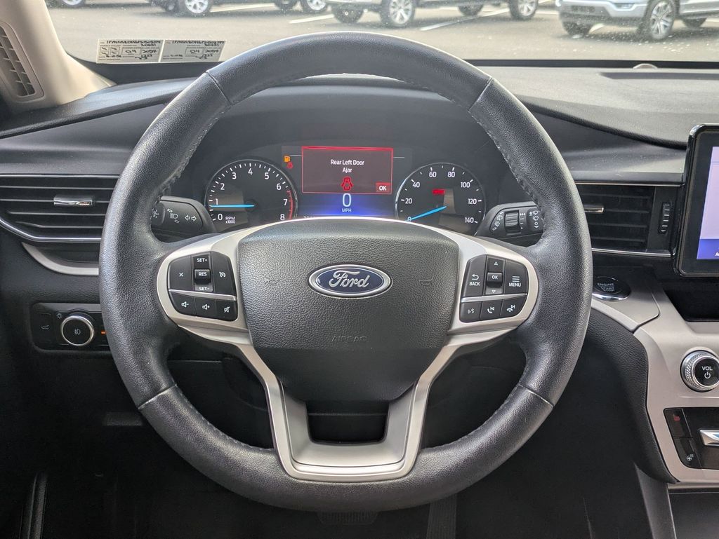 2023 Ford Explorer XLT - Photo 12