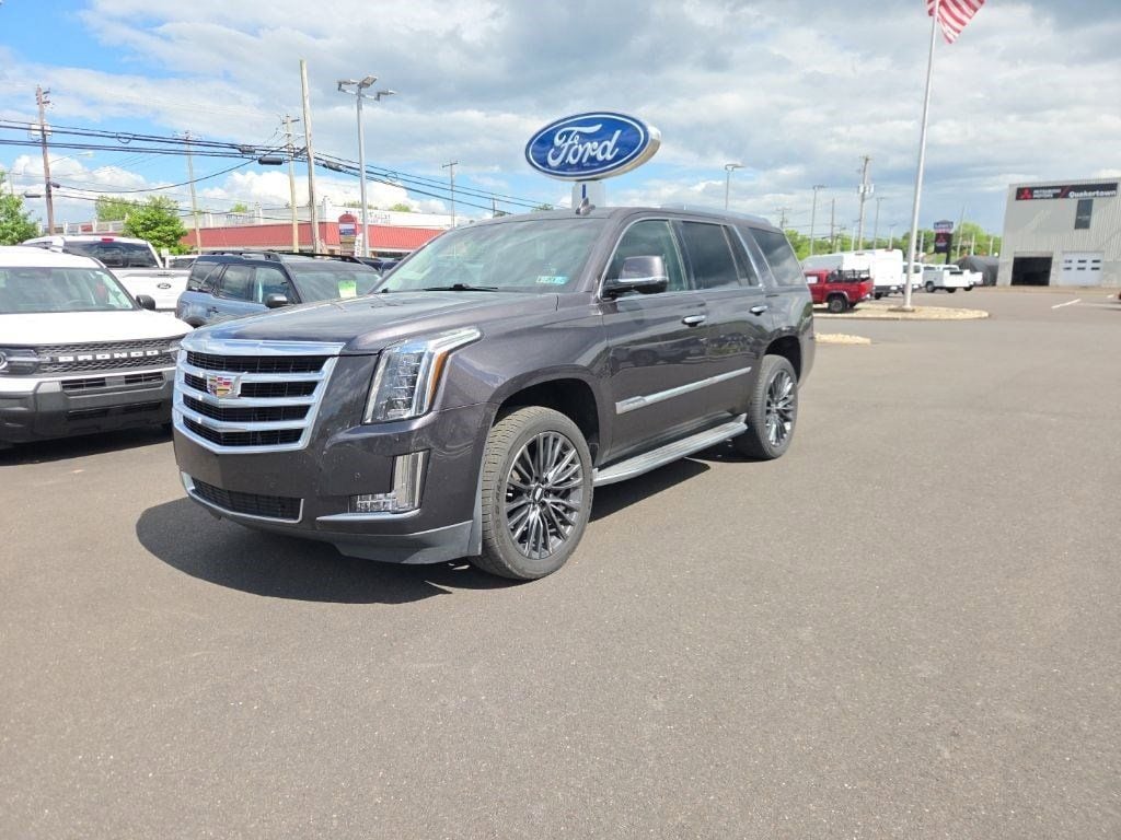 2016 Cadillac Escalade AWD Luxury's photo