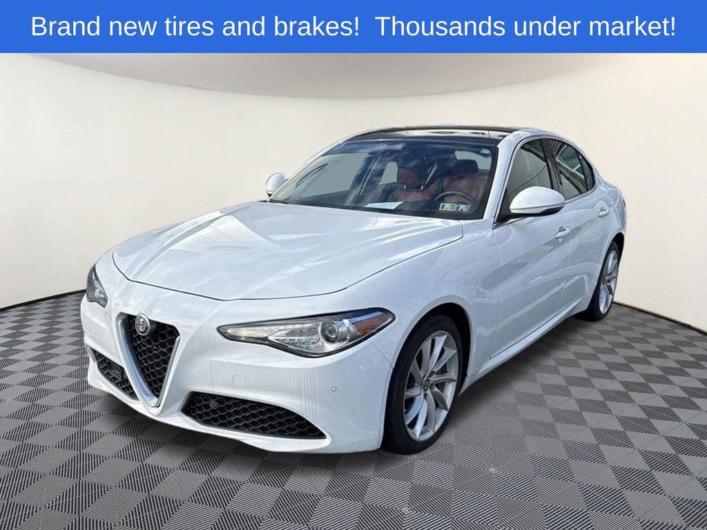 2018 Alfa Romeo Giulia Base