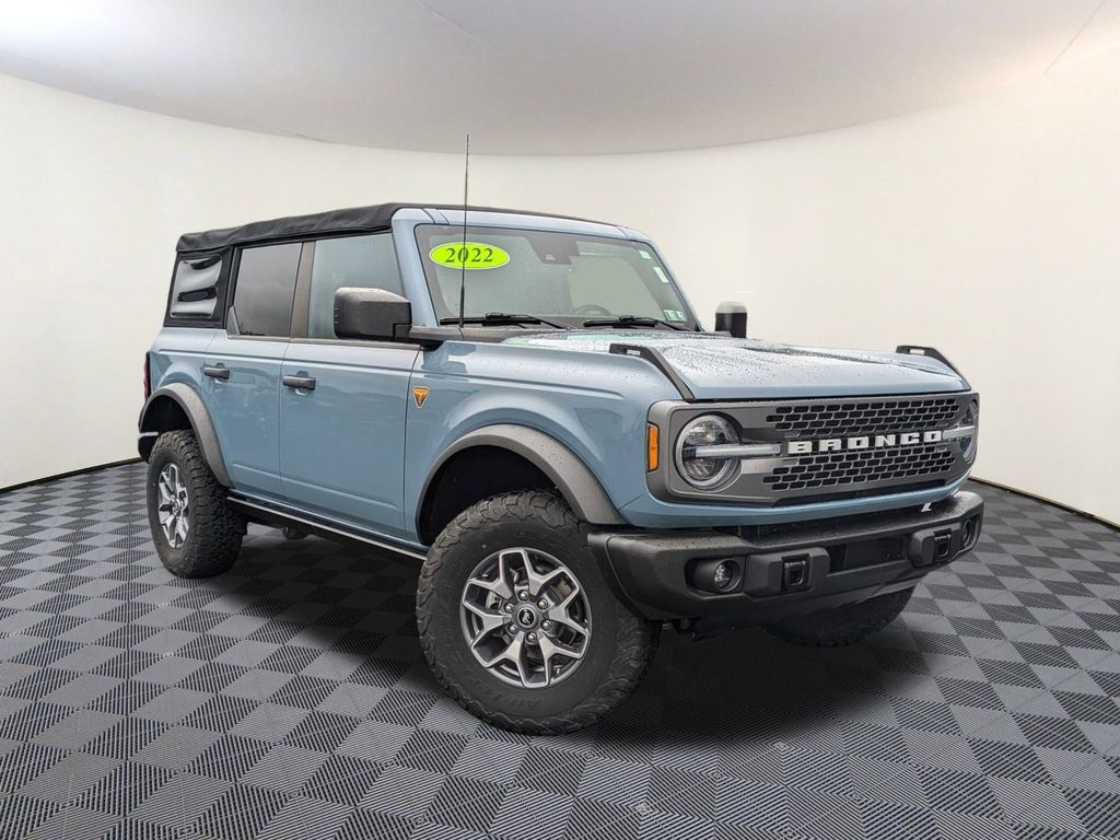 2022 Ford Bronco 4-Door Badlands
