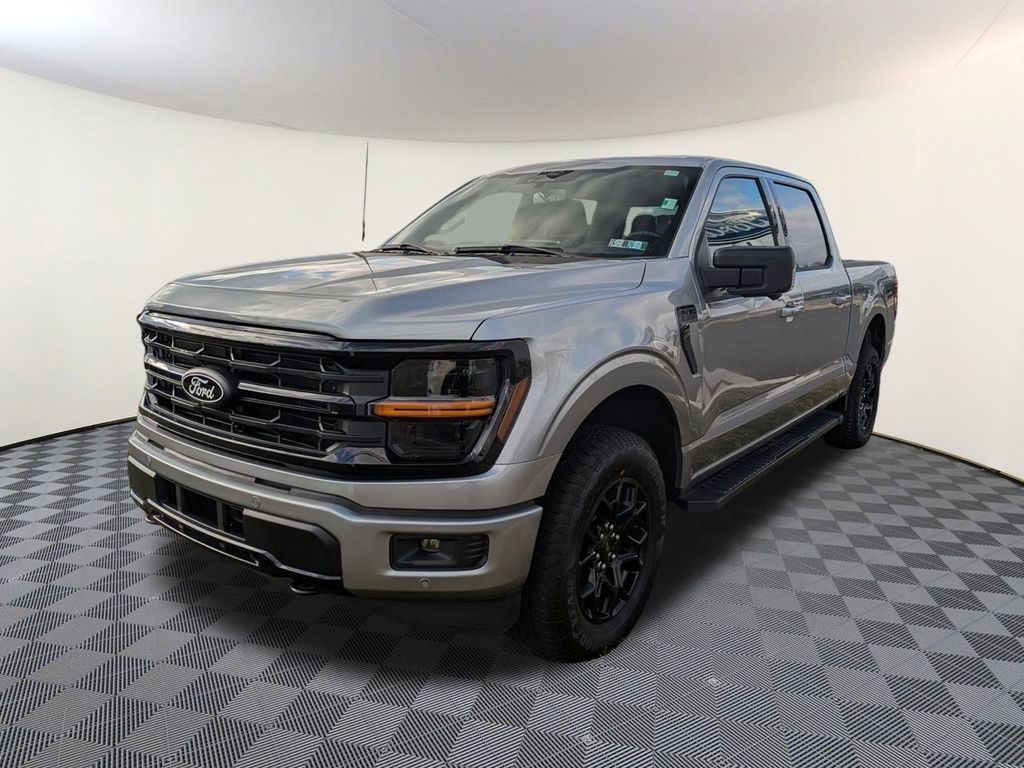 2025 Ford F-150 XLT's photo