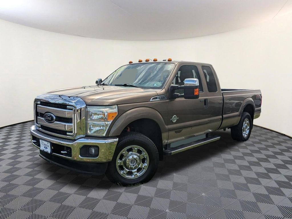 2016 Ford F-250 XLT 4x4 SuperCab 8' Box's photo