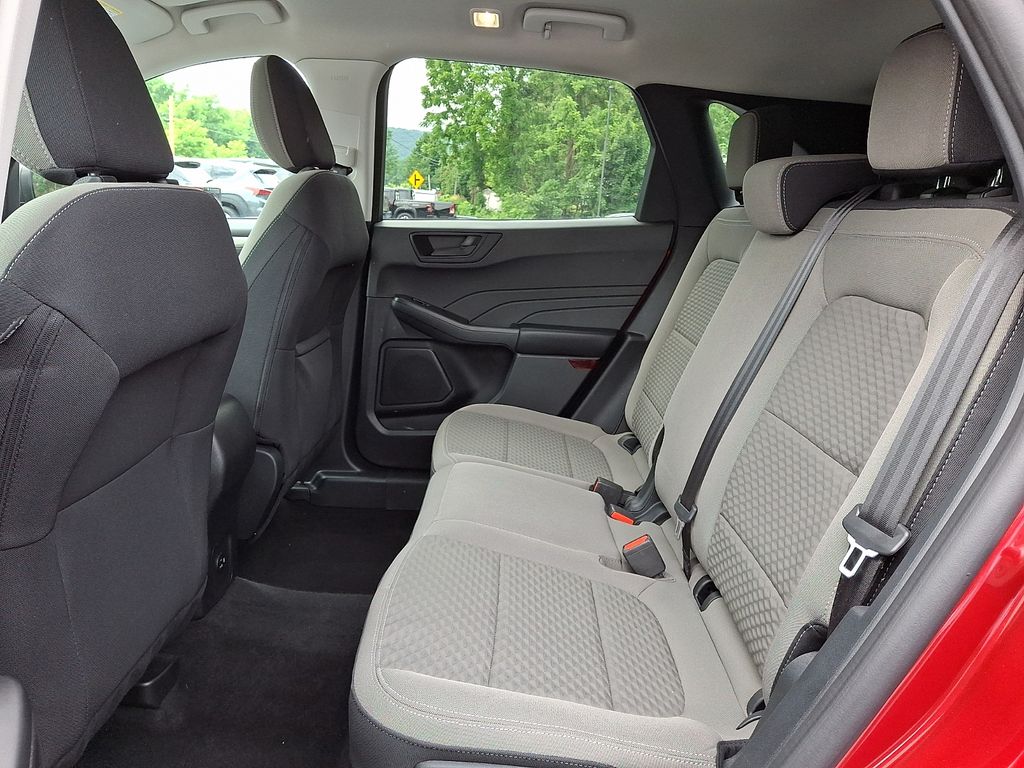 2022 Ford Escape SE - Photo 14