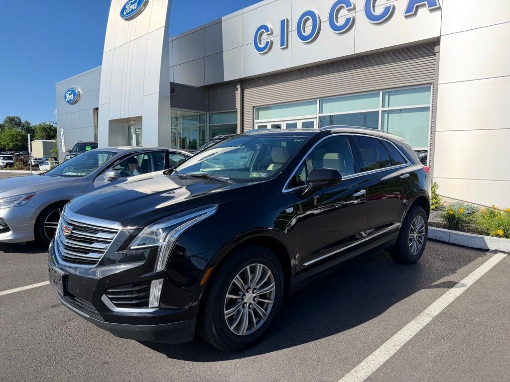 Used 2017 CADILLAC XT5 Luxury SUV