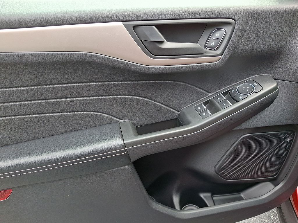 2022 Ford Escape SE - Photo 15