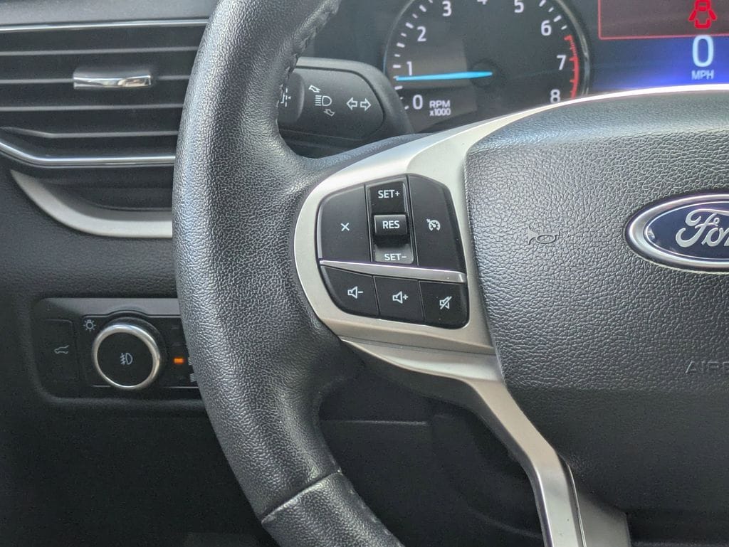 2023 Ford Explorer XLT - Photo 13