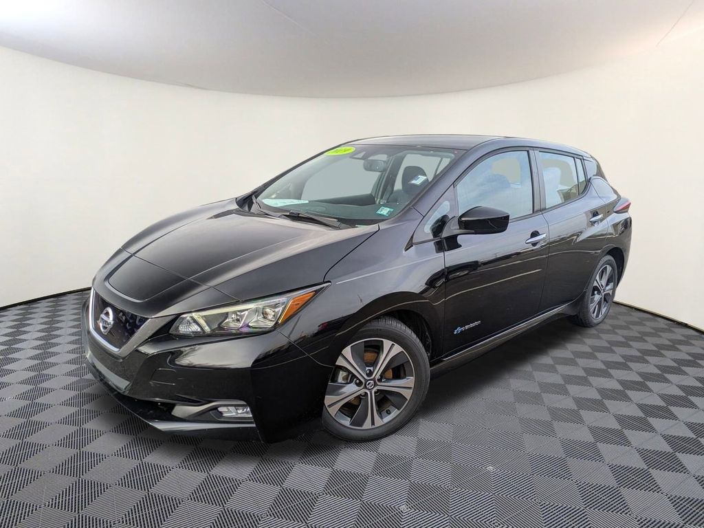 2019 Nissan Leaf SV's photo