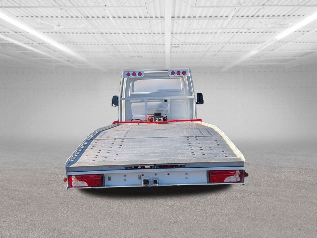 Used 2023 Mercedes-Benz Sprinter 4500 Chassis Standard Roof Truck