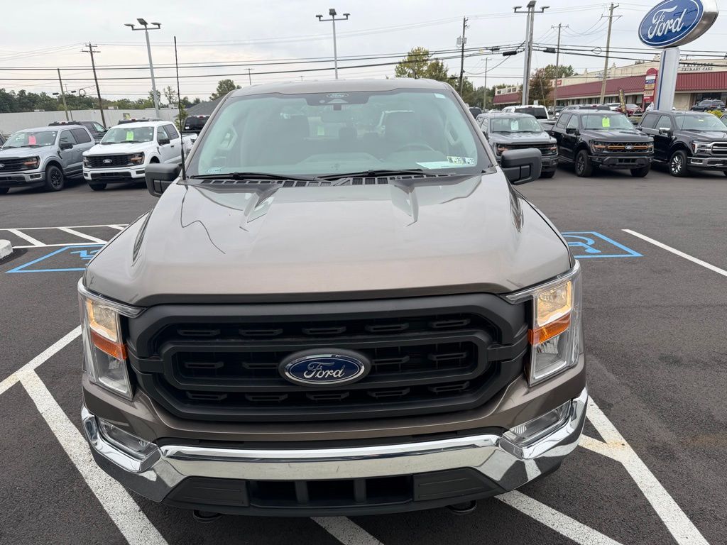 2022 Ford F-150 XL photo 2