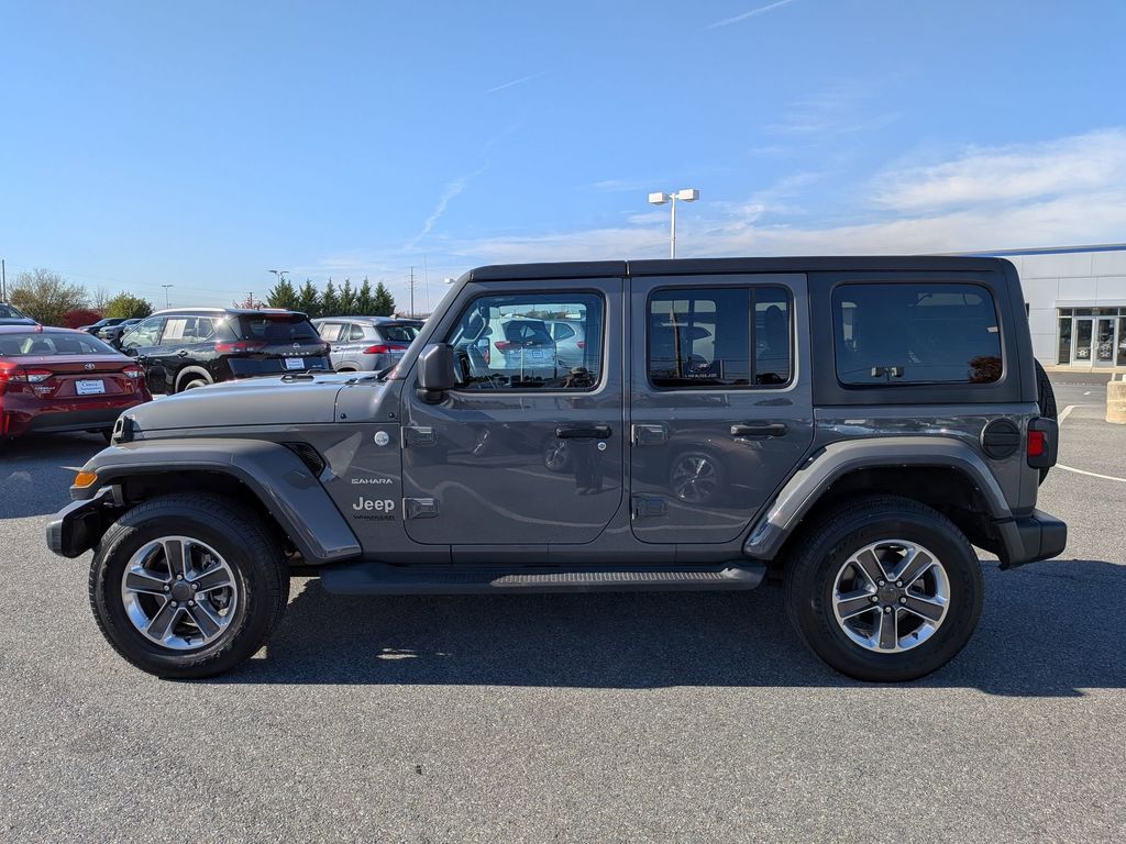 2022 Jeep Wrangler Unlimited Sahara - Photo 4
