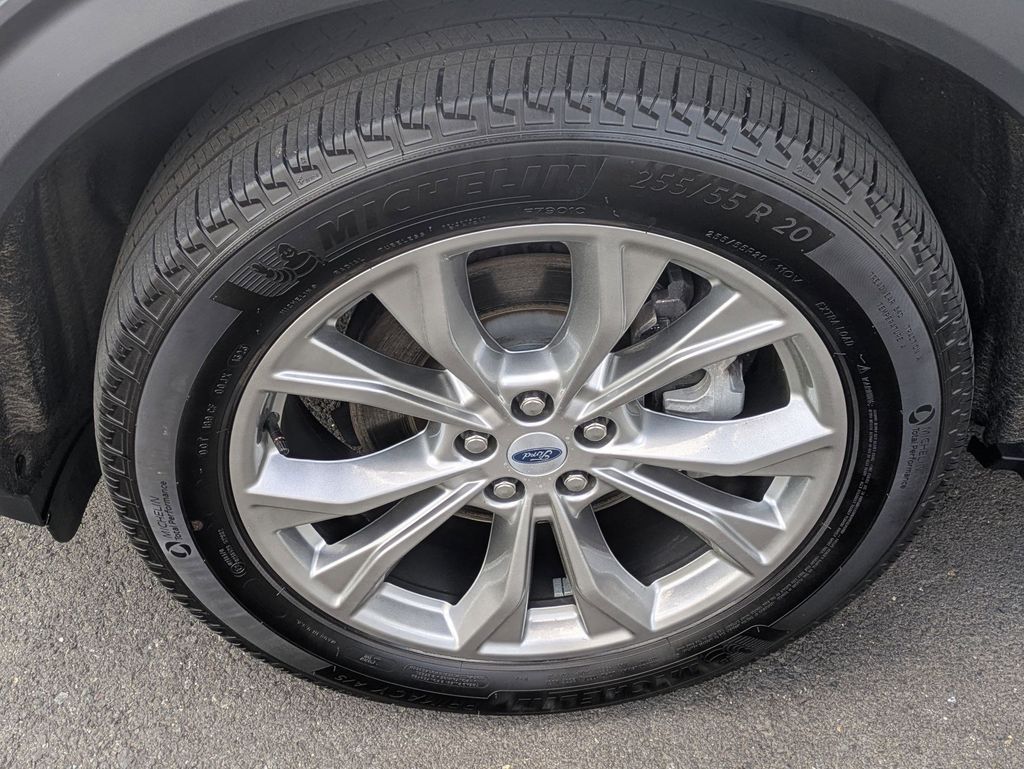 2023 Ford Explorer XLT - Photo 27