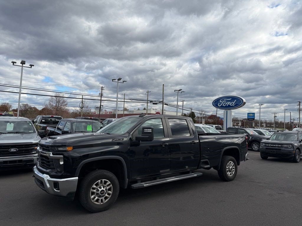 Used 2024 Chevrolet Silverado 2500 HD LT Truck Crew Cab