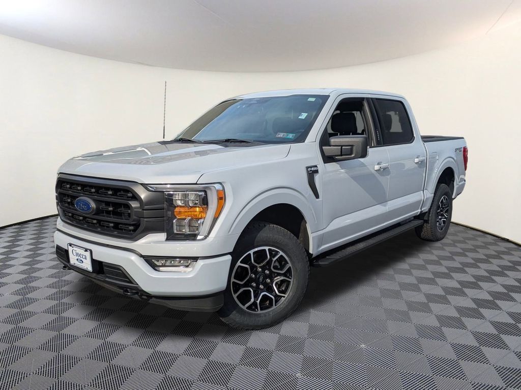 2022 Ford F-150 XLT's photo