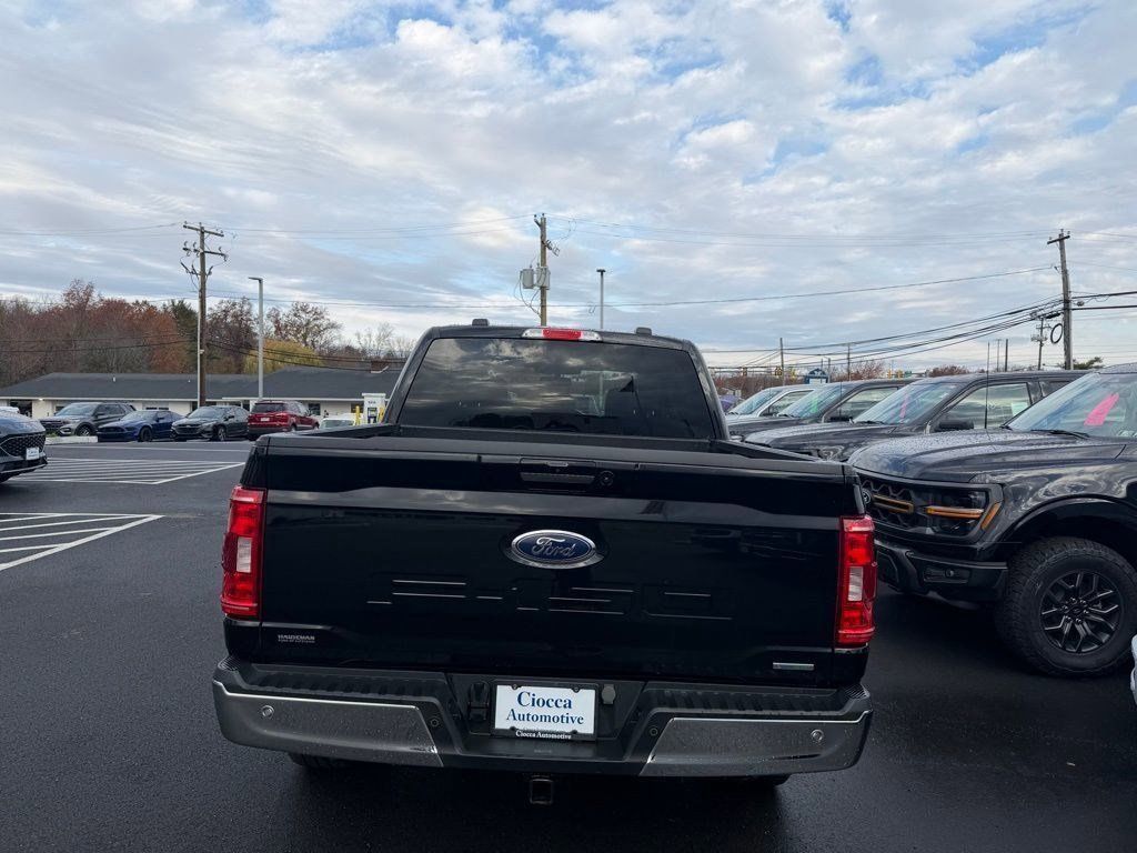 2023 Ford F-150 XLT photo 4