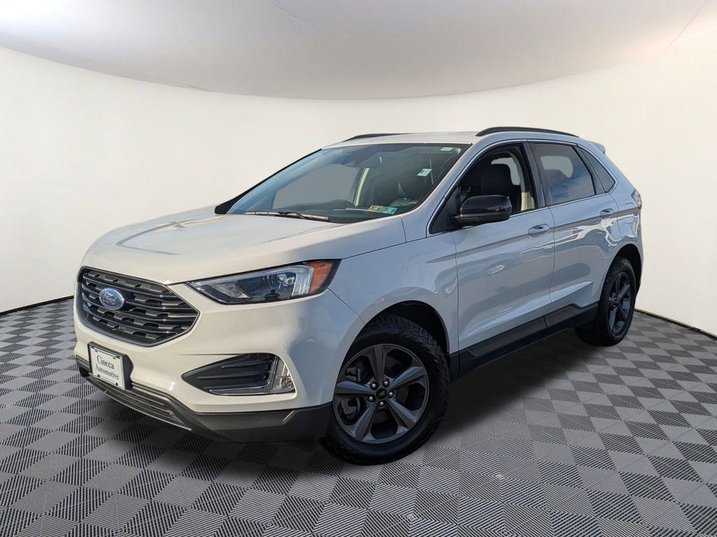 2022 Ford Edge SEL's photo