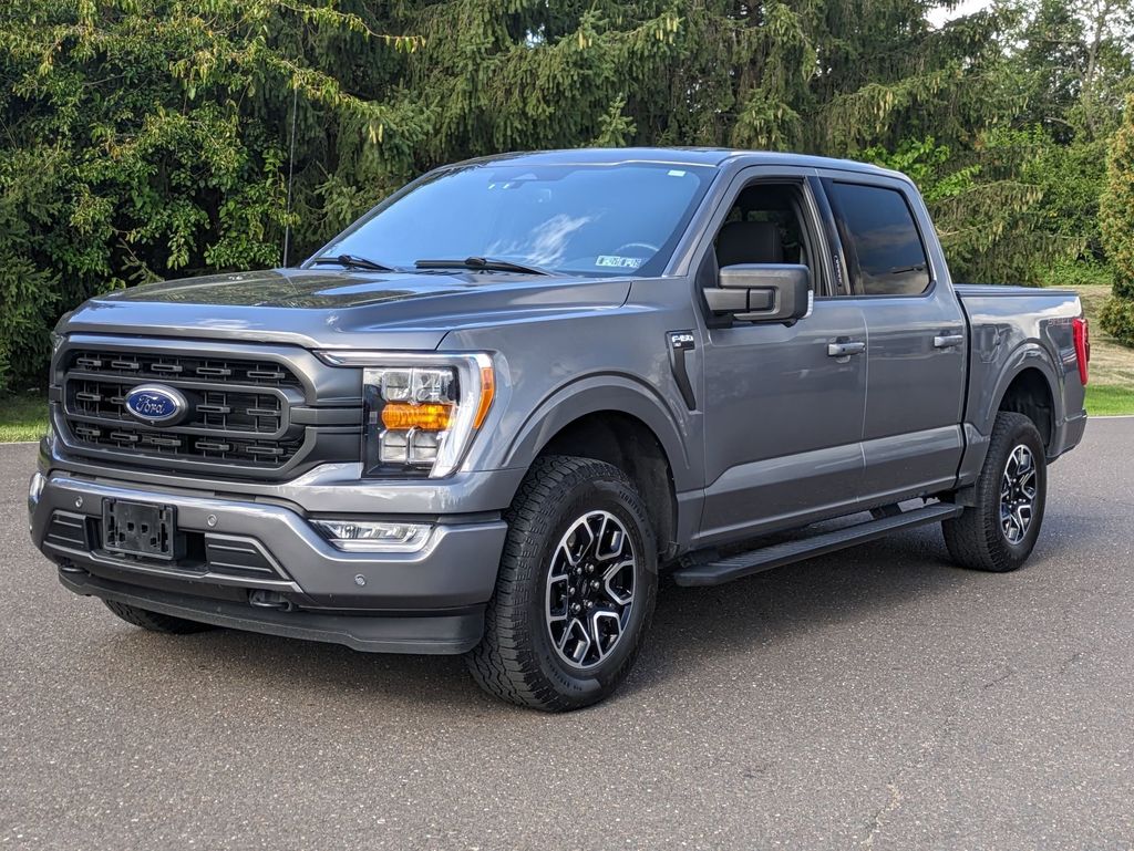 2023 Ford F-150 XLT photo 3