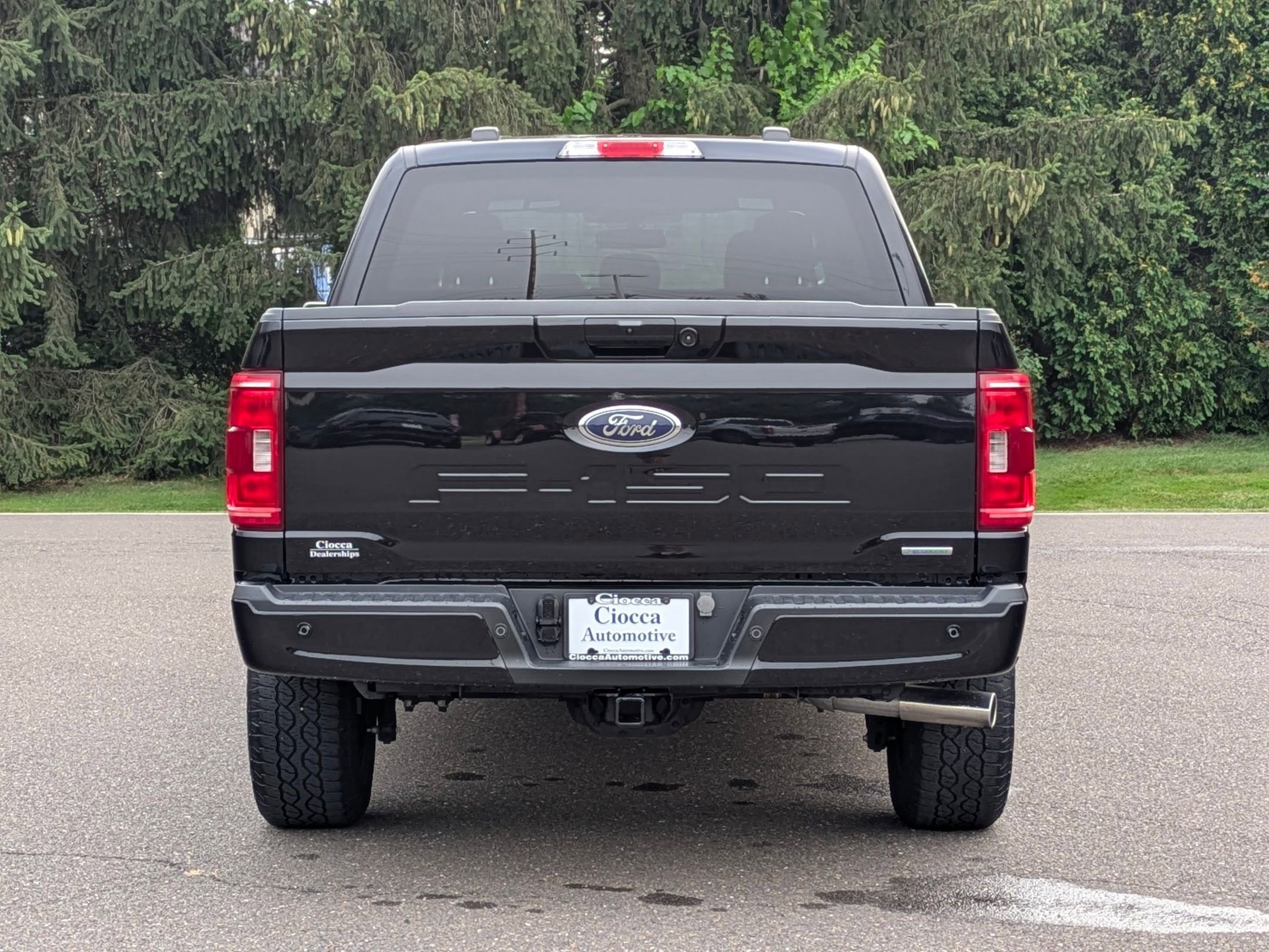 2023 Ford F-150 XLT photo 4