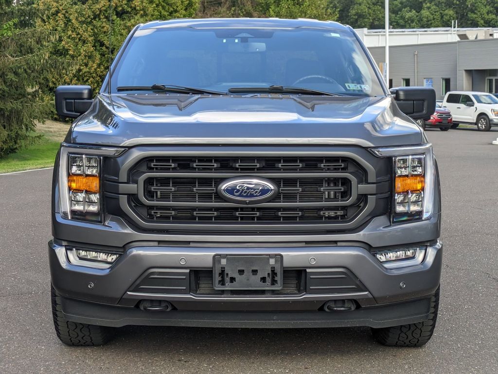 2023 Ford F-150 XLT photo 2