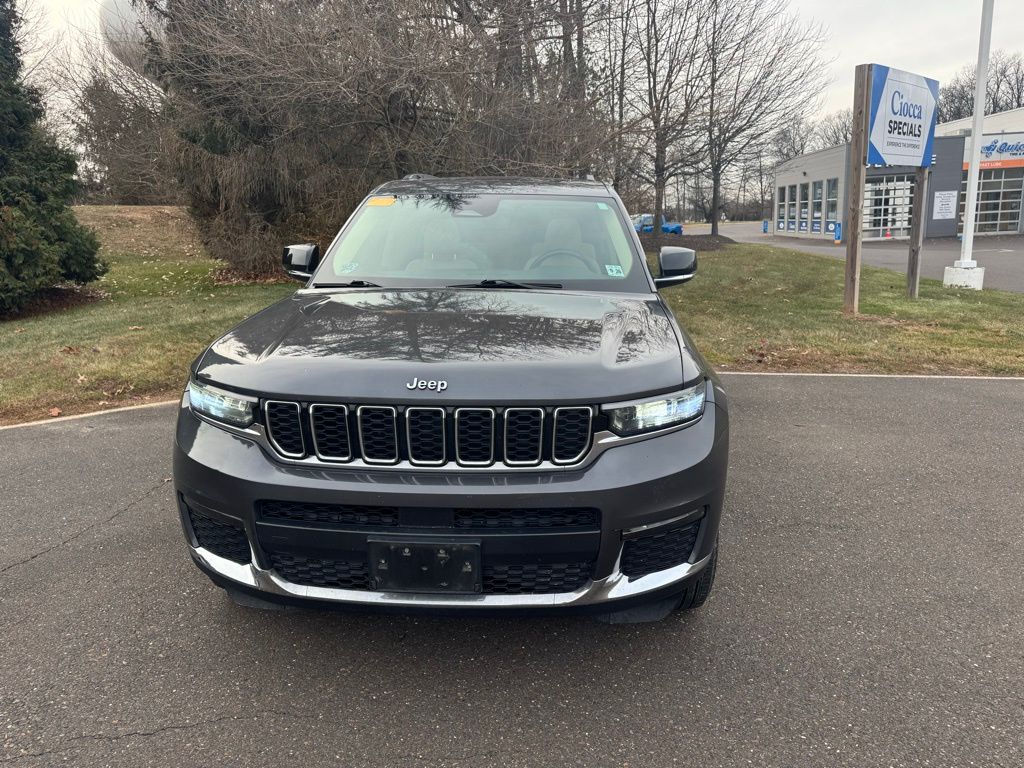 2021 Jeep Grand Cherokee Limited photo 2