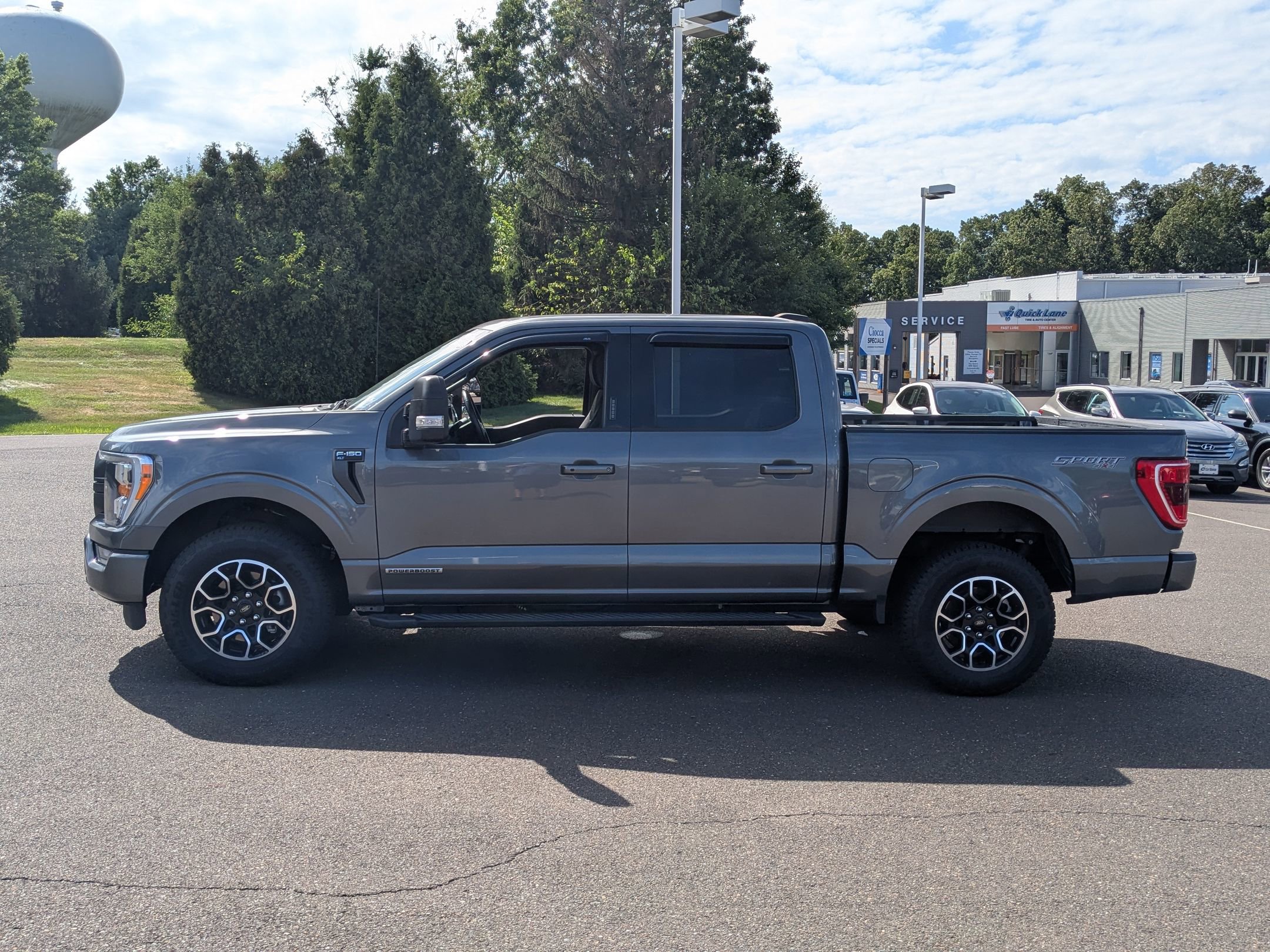 2022 Ford F-150 XLT photo 4