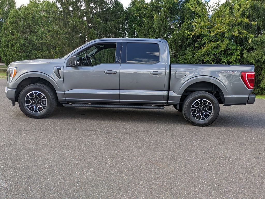 2023 Ford F-150 XLT photo 4