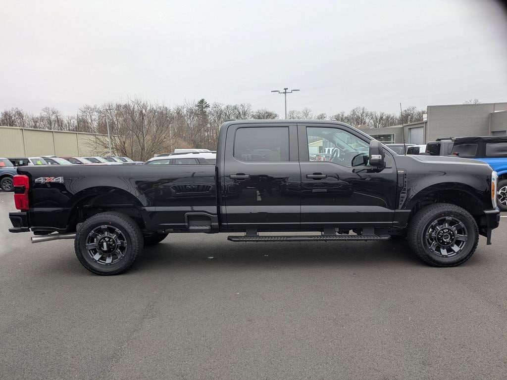 Used 2023 Ford F-250SD XL Truck Crew Cab