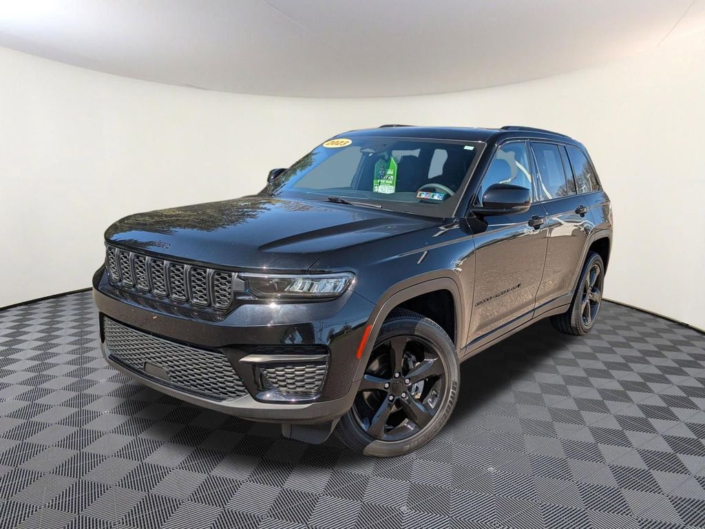2023 Jeep Grand Cherokee Altitude