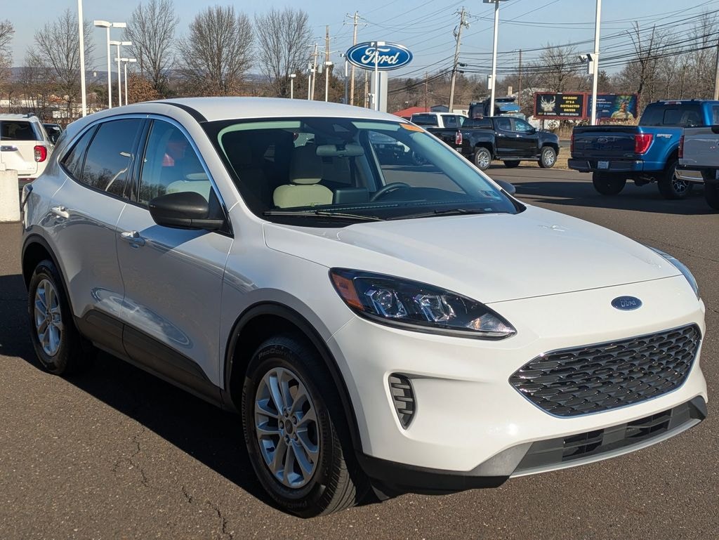 Used 2022 Ford Escape SE SUV
