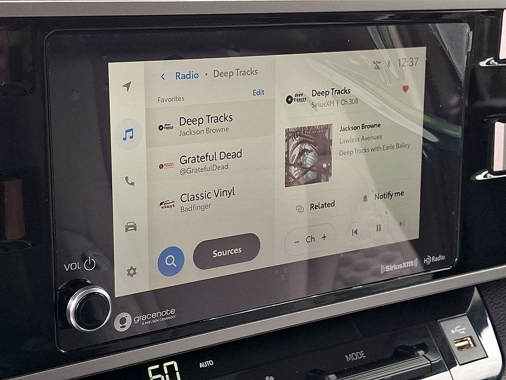 2022 Toyota Tundra SR5 - Photo 17