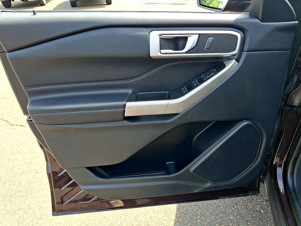 2022 Ford Explorer XLT - Photo 15