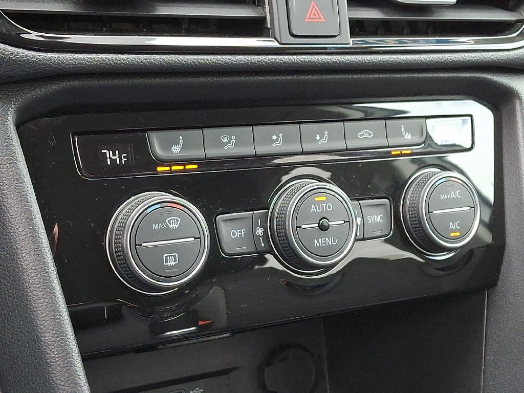 2024 Volkswagen Taos SE - Photo 16
